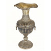<p>Ânfora de prata 833 Constantino. Corpo canelado, borda recortada ornamentada por friso perolado, apoiada sobre base circular moldurada - 36 cm alt - peso 1.084 g</p>