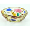 <p>Murano - Archimede Seguso (1909–1999) – Bowl em vidro artístico, modelo Sommerso, com inclusões policromadas e aplicação de pó de ouro, Itália, circa 1950. Medindo 20 cm de diâmetro x 8 cm de altura. Acompanha certificado de autenticidade emitido pela Galeria Arterix.</p>