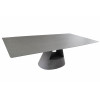 <p>Grande mesa de jantar, designer Konstantin Grcic para a renomada marca BD Barcelona. Tampo fixo de alumínio e imponente base central de concreto cinza com o logotipo da marca (b.d.) - 240 x 112 x 74 cm</p>