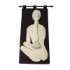 <p>Tapeçaria de parede 110 x 50cm Silhueta Feminina. Com trança em relevo e alça em bom estado Década de 70</p>