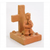 <p>PEDRO CAPELA, Composição com devoto, crucifixo e ex-votos, escultura de barro, assinada. Alt. 17 x 11 x 14cm. Alagoas, 2023</p>