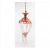 <p>Luminária pendente com estrutura de vidro lapidado, ornamentada com rosáceas douradas sobre fundo rubi. Alt. 80 x 23cm. Europa, séc. XIX/XX (faltam pingentes (com pequenos bicados)</p>