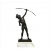 <p>ETTORE XIMENES, Escultura de bronze patinado representando figura indígena, assinado, sobre base de mármore. Brasil início século XX. Alt. 52 x 23 x 17cm (total c/ base). (precisa sola no arco)</p>