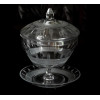<p>Compoteira de fino cristal lapidado, acompanha respectivo presentoir. Alt. 20 x 14cm. Iníco séc. XX (tampa de vidro adaptada, mas feita no mesmo desenho)</p>