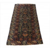 <p>Tapete oriental 200 x 106cm = 2,12m2 (rape / precisa refazer franja e cordão)</p>
