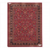 <p>Tapete Meshed persa, decoração contínua de palmetas, rosetas e ramagens em arabescos assimétricos, sobre campo na tonalidade vermelho rubi, borda tripla com faixa principal em azul marinho decorada com flores do tipo Shah Abbas, 392 x 292cm = 11,45m².(precisa refazer franja / precisa pequeno restauro)</p>