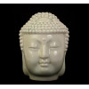 <p>Escultura de porcelana com esmalte celadon, representando figura de Buda. Alt. 17 x 13 x 13cm.</p>