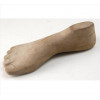 <p>Ex-voto de madeira entalhada representando pé. Comp. 25 x 09 x 07cm. Brasil, séc. XX</p>