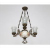 <p>Lustre com estrutura de metal e porcelana esmaltada, ornamentado com motivos florais. Alt. 67 x 36cm. Séc. XX</p>