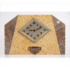 <p>Relógio de mesa estilo e época Art-Deco, estrutura de mármore polido, mostrador de metal, máquina à corda. Alt. 19 x 29 x 07cm. Europa, início séc. XX (não testado / pode precisar de revisão / pode faltar partes internas)</p> <p>Relógio de mesa estilo e época Art-Deco, estrutura de mármore polido, mostrador de metal, máquina à corda. Alt. 19 x 29 x 07cm. Europa, início séc. XX (não testado / pode precisar de revisão / pode faltar partes internas)</p>