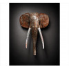 <p>CALVO, Elefante, Grande escultura de metal, soldado e rebitado manualmente a partir de pequenas partes, presas de madeira patinada na tonalidade branca, assinada. Alt. 170 x 120 x 55cm.</p>