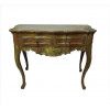 <p>Mesa de encostar de madeira nobre maciça, estilo Dom José, ornamentadas com volutas e guirlandas entalhadas, contém duas gavetas frontais com puxadores de bronze. Brasil, séc. XVIII. (com detalhes dourados feitos de forma tardia, precisa lustracao)</p> <p>Mesa de encostar de madeira nobre maciça, estilo Dom José, ornamentadas com volutas e guirlandas entalhadas, contém duas gavetas frontais com puxadores de bronze. Brasil, séc. XVIII. (com detalhes dourados feitos de forma tardia, precisa lustracao)</p>