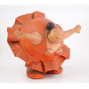 <p>Escultura/cofre de papel machê representando figura feminina com vestido, cabeça removível, sob a base, marca Fora da Ordem. Alt. 21 x 25 x 20cm.</p>