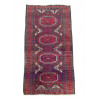 <p>Tapete Oriental manufatura manual - 163 x 87 cm.</p>
