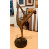<p>Eva Reuter, Bailarina, Escultura em bronze, 40cm alt</p>
