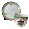 <p>Xícara com pires em porcelana, Serviço Don Pedro II. Século XIX. Xícara 6 x 8 cm e Pires 14 cm. Obra reproduzida no Livro Louça da Aristocracia no Brasil, por Jenny Dreyfus, página 214.</p>