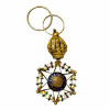 <p>Ordem das Rosas em ouro. esmalte e esmeralda. 8,5 gramas.</p>