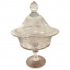 <p>Compoteira em cristal ricamente lapidado da Manufatura Saint Louis . Apresenta mínimo bicado. 24 cm. França, final do século XIX.</p>