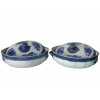 <p>Par de legumeiras em porcelana azul e branca. Decora&ccedil;&atilde;o comumente&nbsp;chamada&nbsp;Fitzhugh. China, Qing, cerca de 1800. No estado. 29 x 22 cm.</p>