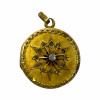 <p>Relic&aacute;rio de ouro com diamante. 11,8 gramas.</p>