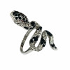 <p>Anel de zirc&ocirc;nia decorado com cobra. 7,9 gramas.</p>