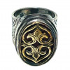 <p>Anel de prata e ouro.</p>