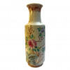 <p>Vaso em porcelana na decoração Família Rosa. Marcas na lateral e no verso. China, século XIX. 29 cm.</p>