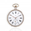 <p>Omega - Caixa de prata 900/1000. Cerca de 59mm de diâmetro. Movimento com corda e ajuste pela coroa (stem-set). Mostrador de porcelana. Fabricado na Suíça.</p>