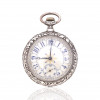 <p>Omega - Caixa de prata 900/1000. Cerca de 53mm de diâmetro. Movimento com corda e ajuste pela coroa. Mostrador de porcelana. Fabricado na Suíça.</p>