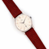 <p>Omega circa 1944 - Caixa de metal. Cerca de 32mm de diâmetro. Movimento a corda manual. Visor de acrílico. Caixa, movimento e mostrador assinados. Fabricado na Suíça. Ref.2399-2/nº10359965.</p>
