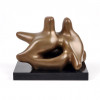 <p>FELÍCIA LEIRNER - Escultura em bronze, representando pássaros. Ass. na base. 14 cm de alt.; 20 x 14 cm.</p>