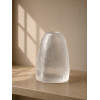<p>Vaso em vidro artístico. 21x10x7 cm.</p>