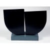 <p>Arcangelo Ianelli - Sem T&iacute;tulo - Escultura de a&ccedil;o pintado com pelicula automotiva, 30,5 x 20,5 cm, assinado, dat. 2000. Com certificado emitido por Katia Ianelli.</p>