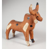 <p>Mestre Vitalino - Boi - Escultura de terracota pintada, 25 x 24 x 12 cm, sem assinatura</p>