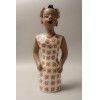 <p>Zezinha - Maria José Gomes da Silva - Boneca - Escultura em cerâmica. Mede 30cm x 8cm x 13cm.</p>