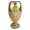 Vaso em cristal, Veneza Itália, década de 1940 . Ricamente dourado e decorado com pintura floral em esmaltagem. Apresenta discreto bicado na parte interna da borda. Medidas: 30 x 12 x 12 cm.