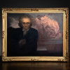 <p>TONY KOEGL (Tirol, &Aacute;ustria, 1898 - Brasil, 1978) Ludwig van Beethoven &Oacute;leo sobre tela ACID Medidas: 78,5 x 100 cm. Emoldurado: 94 x 117,5 cm. TONY KOEGL nasceu em Hall, cidade do Tirol, &Aacute;ustria, no ano de 1898 e teria chegado ao Brasil em 1923. Formado pela Academia de Artes de Innsbruck, deixou seus estudos com a eclos&atilde;o da I Guerra Mundial e passou a viajar pela Europa, passando por pa&iacute;ses como Alemanha, R&uacute;ssia e It&aacute;lia. No Brasil, residiu na cidade de S&atilde;o Paulo, provavelmente at&eacute; o ano de 1928, quando teria conhecido Martinho Levy (1892-1967), filho de imigrantes alem&atilde;es e respons&aacute;vel por trazer o artista para Limeira, em um per&iacute;odo em que a cidade passava por uma grande efervesc&ecirc;ncia cultural. Na cidade, KOEGL passou a receber diversas encomendas, sobretudo de retratos para fam&iacute;lias importantes, como os Levy e os Barros Camargo, al&eacute;m de outras institui&ccedil;&otilde;es tradicionais limeirenses. No final da d&eacute;cada de 1930, retornou para S&atilde;o Paulo, onde recebia incont&aacute;veis encomendas, sobretudo de retratos de membros das classes alta e m&eacute;dia paulistanas. Em sua maioria, eram obras realizadas por meio de fotografias (muitas vezes pintando sobre elas) e com os retratados posando em seu ateli&ecirc;. Na cidade, participou de algumas mostras solo e coletivas em galerias. Em linhas gerais, Koegl tinha um tra&ccedil;o refinado, utilizando-se de cores claras e composi&ccedil;&otilde;es harm&ocirc;nicas. Com um forte vi&eacute;s acad&ecirc;mico, seus nus, retratos, alegorias e obras de car&aacute;ter pol&iacute;tico-partid&aacute;rio conseguiram cobrir um nicho importante nos mundos paulista e paulistano, no qual fervilhava os debates modernistas. O pintor faleceu em S&atilde;o Paulo, aproximadamente no ano de 1978, deixando um grande legado para a hist&oacute;ria da arte nacional de matriz imigrante.</p>