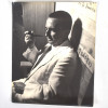 <p>Nelson Nobrega Fotografia original para a Doa&ccedil;&atilde;o dos Artistas Brasileiros em 1944 visando uma exposi&ccedil;&atilde;o de financiamento &agrave; RAF: O objetivo era expor as obras na Royal Academy of Arts e vender as pe&ccedil;as, doando todo o valor arrecadado para o fundo de benevol&ecirc;ncia da RAF durante a Segunda Guerra. Mundial. Retratando Nelson Nobrega Med 30 x 24cm. Relizada por: CARLOS - ESPECIALISADO EM FOTOGRAFIAS TECHINICAS - Ed. REX - 713 Tel: 42-8641 - R. Alvaro Alvim, 33/57 - Rio Sucesso da Exposi&ccedil;&atilde;o: A exposi&ccedil;&atilde;o passou por sete cidades brit&acirc;nicas (incluindo Londres, Manchester e Edimburgo) e vendeu 80 obras, ajudando financeiramente a aeron&aacute;utica inglesa. O Ato de Solidariedade: Em 1944, os artistas modernistas brasileiros enviaram, de navio, 168 pinturas e desenhos para Londres como presente e gesto de apoio &agrave; Inglaterra. A exposi&ccedil;&atilde;o brasileira de 1944 foi considerada uma arma diplom&aacute;tica cultural de grande impacto em plena guerra. A doa&ccedil;&atilde;o e o envolvimento de artistas durante a Segunda Guerra Mundial n&atilde;o se limitaram apenas a recursos financeiros, mas abrangeram uma intensa mobiliza&ccedil;&atilde;o cultural, art&iacute;stica e humanit&aacute;ria. O contexto foi marcado como resist&ecirc;ncia &agrave; propaganda nazista, apoio aos Aliados</p>
