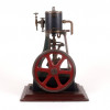 <p>Miniatura de maquina a vapor modelo STUART numero 1 , fundada em 1898 empresa conhecida por produzir modelos a vapor Sec XIX - 38 cm alt.</p>
