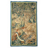 <p>Fragmento de tapeçaria com rica decoração de cena de animal. 170 x 107 cm.</p>