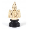<p>Escultura tripitica em marfim esculpido, representando figura de Maria Stuart ( Rainha da Escocia ) . - 9 cm alt . França Sec XVIII</p>