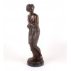 <p>Autor não identificado, bela escultura de bronze patinado, representando a Deusa vênus Itálica 68 cm alt, 18 cm diâm.</p>