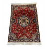 <p>Tapete oriental de manufatura manual. 120 x 88 cm. (No estado)</p> <p>Tapete oriental de manufatura manual. 120 x 88 cm. (No estado)</p>