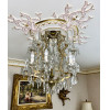 <p>Lustre de teto em cristal lapidado, com braços para iluminação e acabamento com motivos vegetais em cristal. 78 cm de alt.; 60 cm de diâm. A retirada deste lote, bem como o transporte, é de inteira responsabilidade do comprador.</p> <p>Lustre de teto em cristal lapidado, com braços para iluminação e acabamento com motivos vegetais em cristal. 78 cm de alt.; 60 cm de diâm. A retirada deste lote, bem como o transporte, é de inteira responsabilidade do comprador.</p>