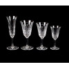 <p>Jogo de taças em cristal lapidado, contendo 11 taças de champagne, 12 taças de vinho tinto, 13 taças de vinho branco e 10 taças menores. (Algumas com bicados)</p> <p>Jogo de taças em cristal lapidado, contendo 11 taças de champagne, 12 taças de vinho tinto, 13 taças de vinho branco e 10 taças menores. (Algumas com bicados)</p>