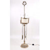 <p>Grande Luminária de chão a azeite executada em prata de lei contrastada teor 800 - 137 cm alt. Itália Sec XX</p> <p>Grande Luminária de chão a azeite executada em prata de lei contrastada teor 800 - 137 cm alt. Itália Sec XX</p>