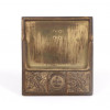 <p>TIFFANY STUDIOS NEW YORK - Porta cartão em bronze dourado - U.S.A Séc XX. 15 x 14 cm.</p> <p>TIFFANY STUDIOS NEW YORK - Porta cartão em bronze dourado - U.S.A Séc XX. 15 x 14 cm.</p>