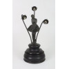 <p>Luminária em Bronze com base de madeira - Ass. na base - 55 cm alt.</p> <p>Luminária em Bronze com base de madeira - Ass. na base - 55 cm alt.</p>