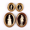 <p>Conjunto de 4 esculturas executadas em marfim guarnecidas por molduras ovais em madeira e fundo em veludo, representando casais de Nobres. Europa Sec XIX - maior 16 x 12 cm menor 10 x 9 cm.</p> <p>Conjunto de 4 esculturas executadas em marfim guarnecidas por molduras ovais em madeira e fundo em veludo, representando casais de Nobres. Europa Sec XIX - maior 16 x 12 cm menor 10 x 9 cm.</p>
