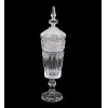 <p>Compoteira em cristal prensado, com decora&ccedil;&atilde;o em padr&atilde;o bico de jaca. 45 cm de alt.; 12 cm de di&acirc;m.</p>